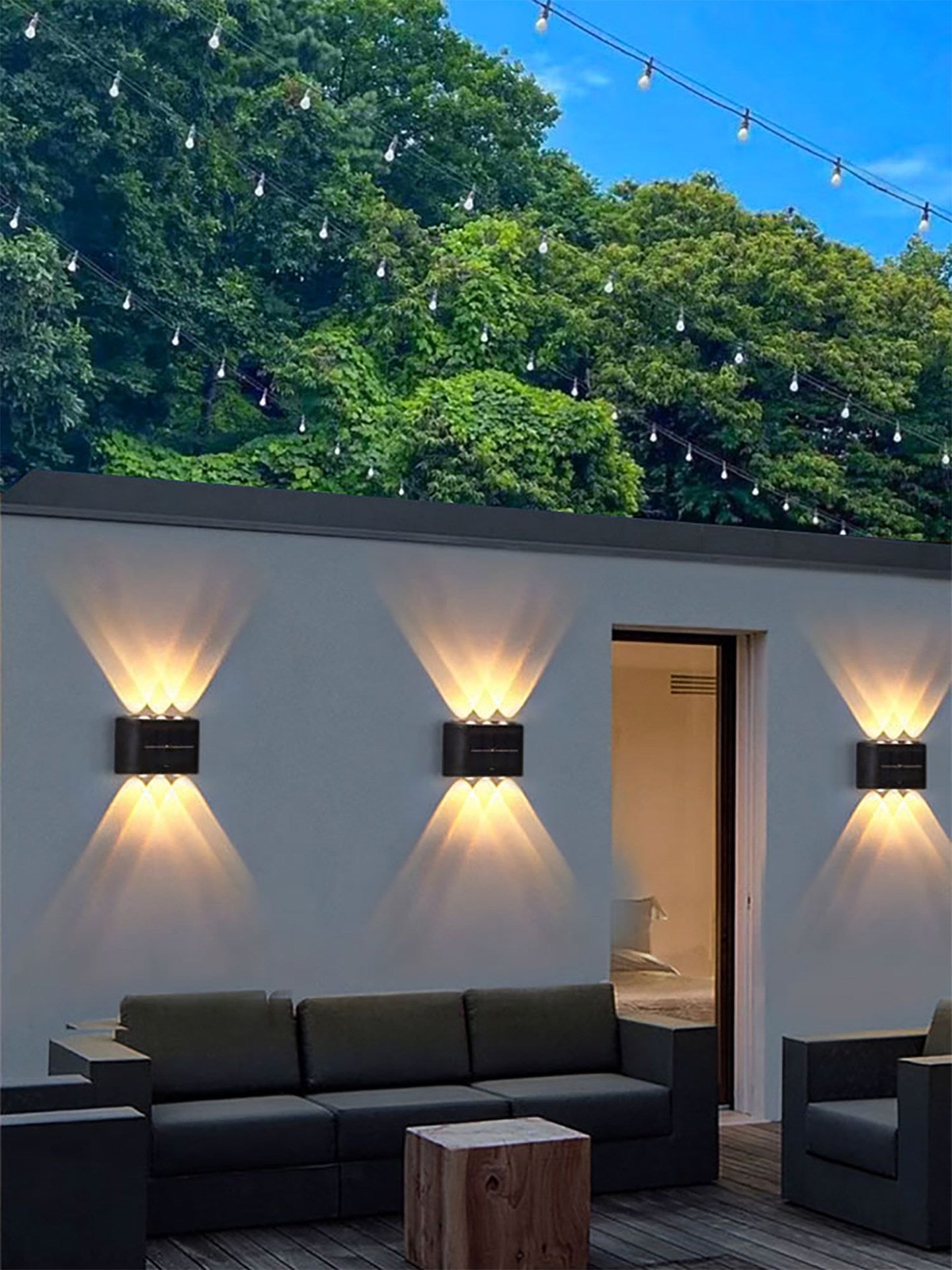 Solar Powered Outdoor Wall Light LED Illumination Lighting