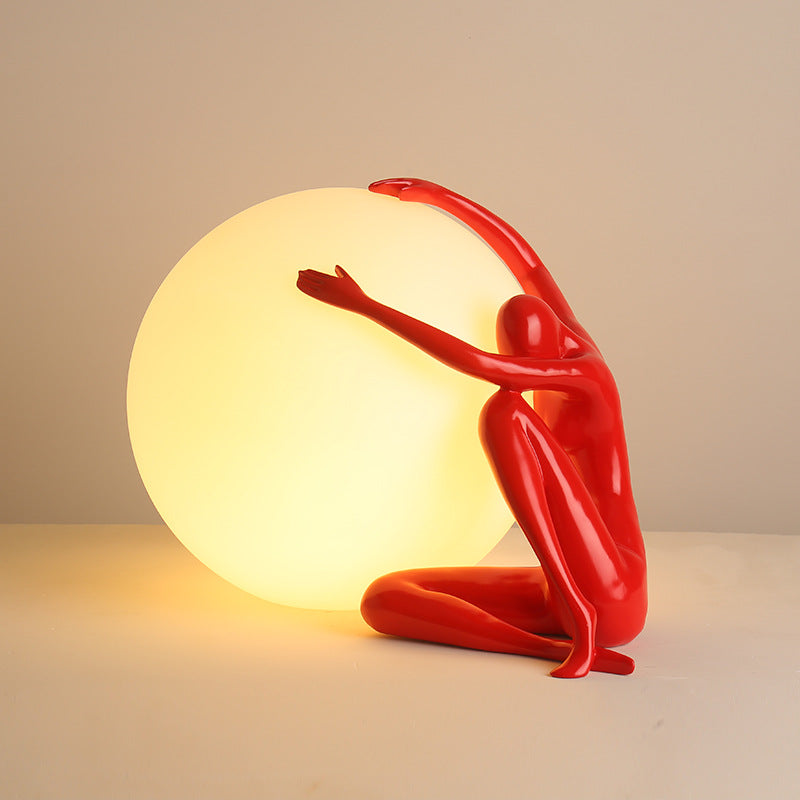 Human-shaped Ball-holding Desk Lamp Light