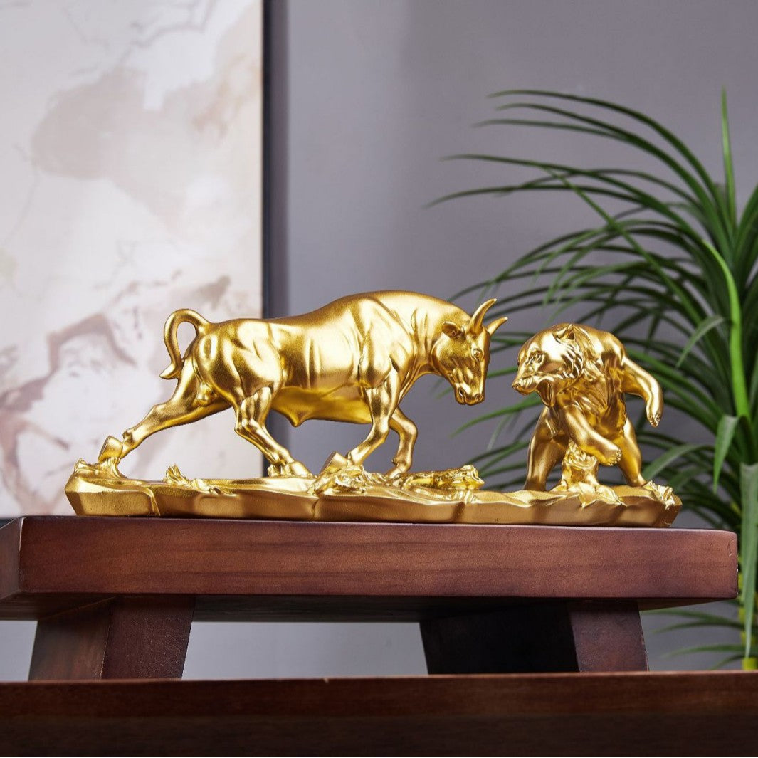 Cow and Bear Resin Statue Desk Ornament Home Decoration