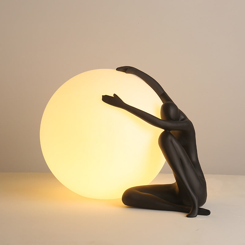 Human-shaped Ball-holding Desk Lamp Light