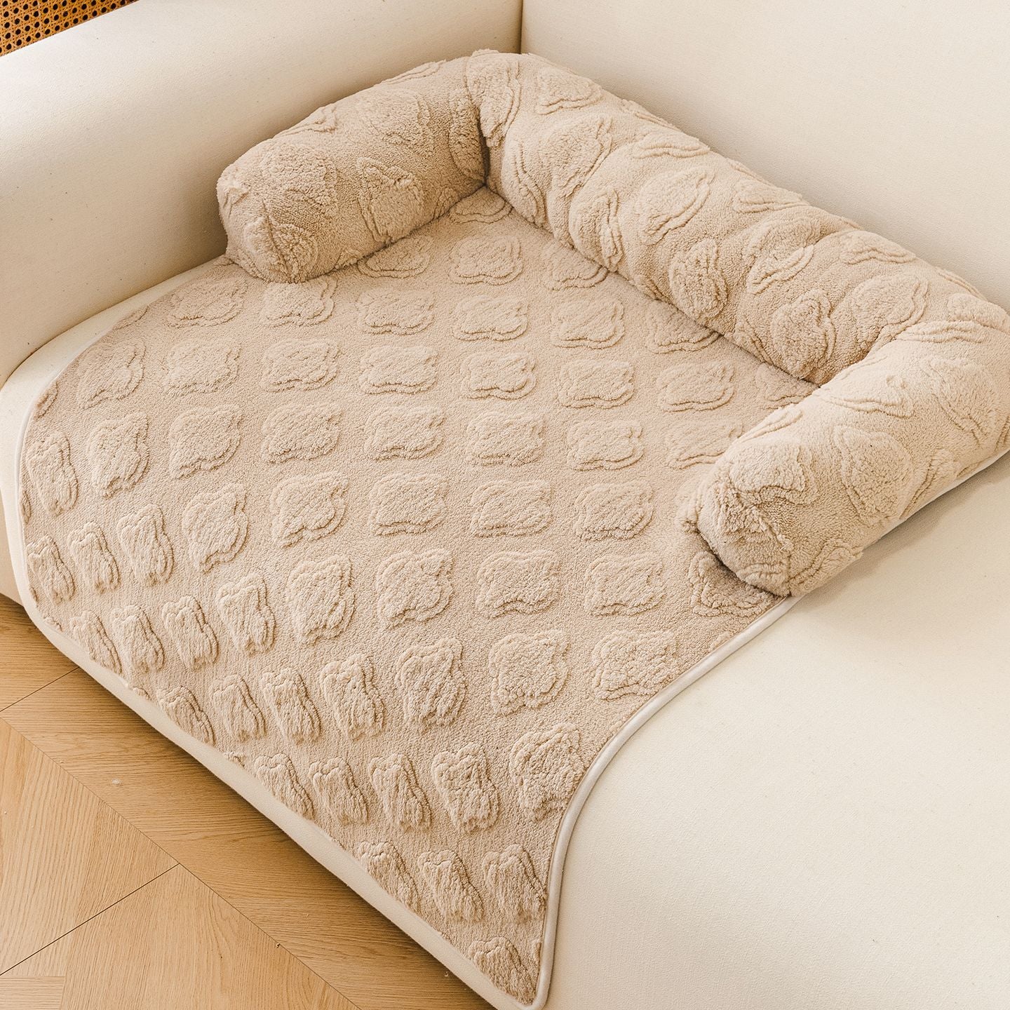 Soft Pet Bed Mat Non Slip Base Washable Sleeping Mat for Dogs and Cats