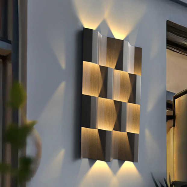 Decorative Solar LED Wall Light Outdoor Use Lighting Lamp