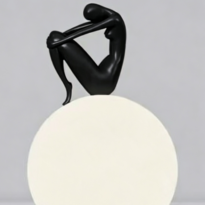 Human-shaped Ball-holding Desk Lamp Light